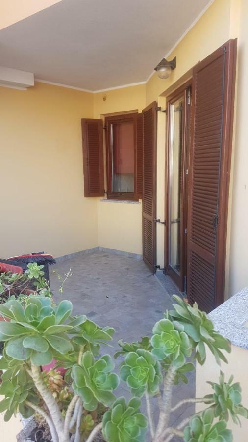 Alma House Apartment Porto Torres Exterior photo