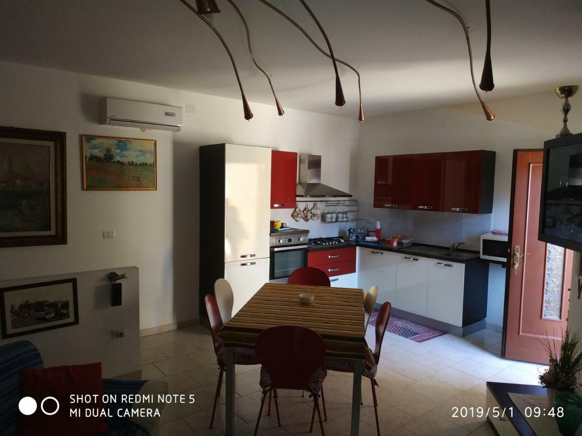 Alma House Apartment Porto Torres Exterior photo